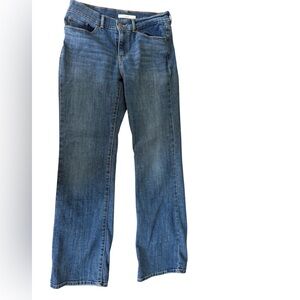 Classic Women’s Bootcut Levi’s Blue Denim Jeans